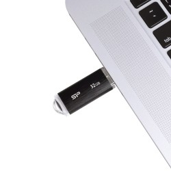 Pendrive Silicon Power Ultima U02 32Gb Usb 2.0 Kolor Czarny (Sp032Gbuf2U02V1K)