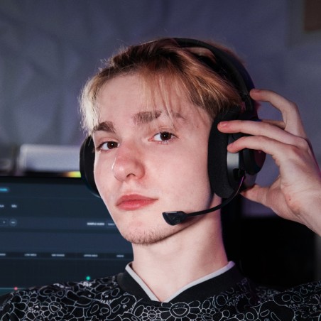Seria Steelseries | Zestaw Słuchawkowy Do Gier | Arctis Nova 5 | Łączność Bluetooth | Nauszne | Mikrofon | Redukcja Szumów | Łąc