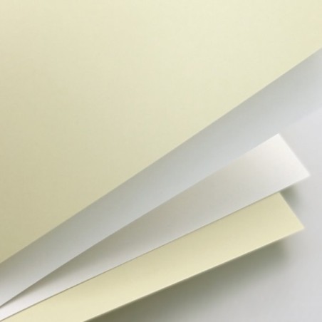 Karton Ozdobny Gładki Kremowy 250G A4 20Ark. 202802 Galeria Papieru