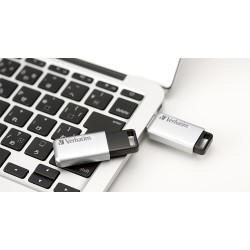 Verbatim Secure Pro Pamięć Usb 16 Gb Usb Typu-A 3.2 Gen 1 Srebrny