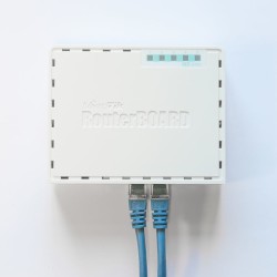 Router Mikrotik Hex (Rb750Gr3) Total Ethernet  Ports:5  Architecture:mmips  Cpu Core:2