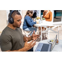 Słuchawki Poly Voyager Surround 80 Uc Microsoft Teams Certified Usb-C Headset +Usb-C/A Adapter Retail Packaging