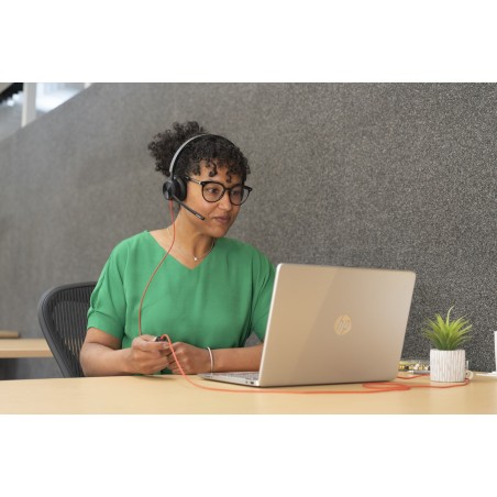 Zestaw Słuchawkowy Poly Blackwire 8225 Stereo 8X225Aa Usb-C Z Certyfikatem Microsoft Teams + Przejściówka Usb-C/A
